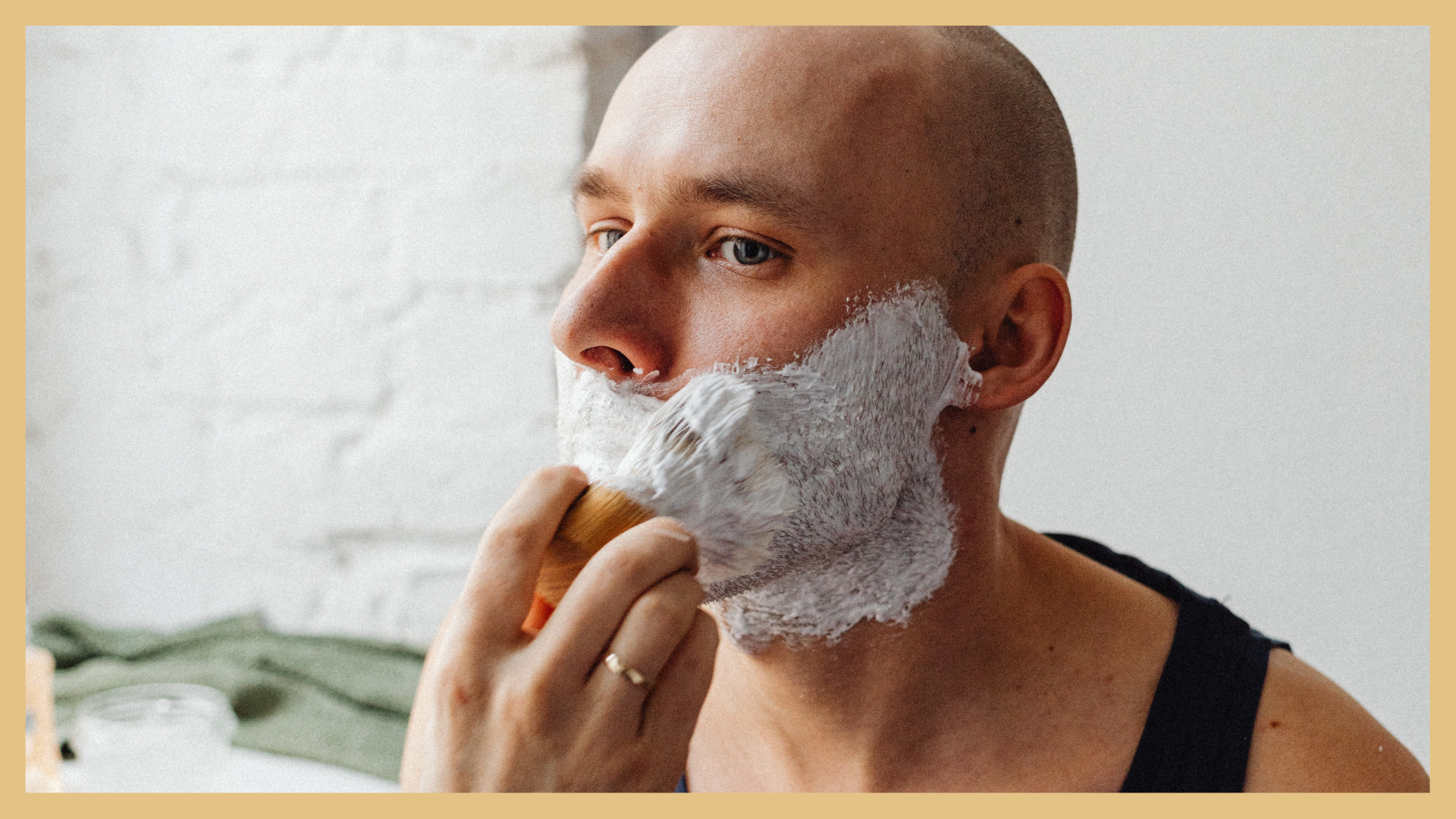 The Art of Shaving: Tips for a Smooth, Bump-Free Experience